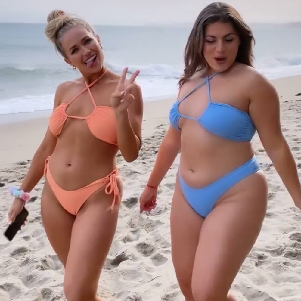 Vibrant Bikini Set - Picture 12 of 16